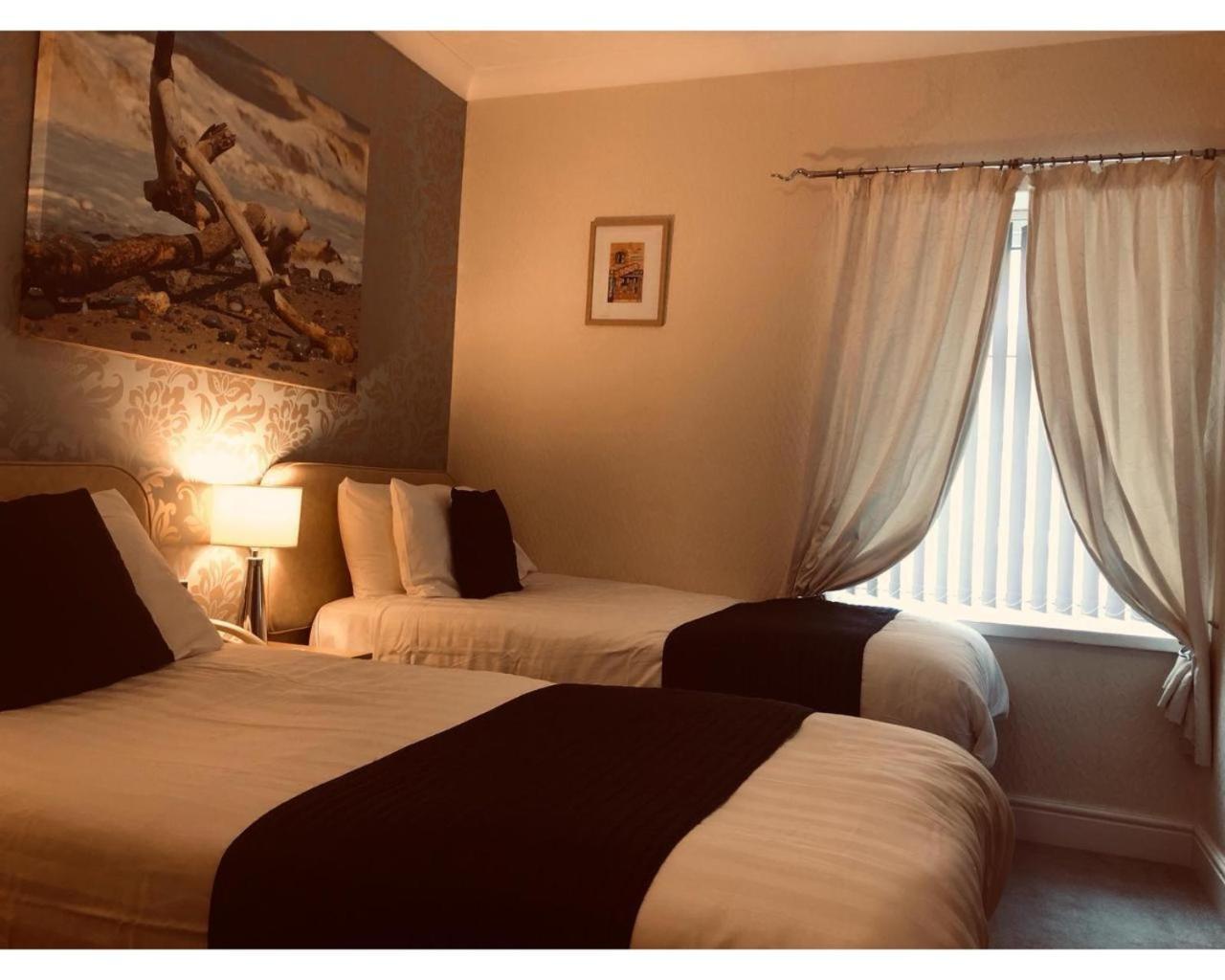 Briardene Hotell Blackpool Rum bild